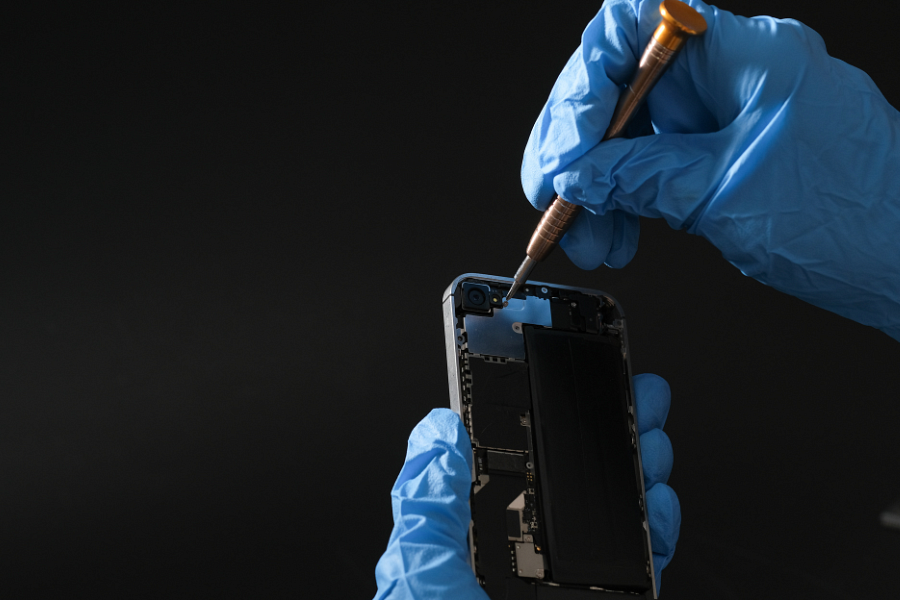 Odzyskiwanie danych z telefonu Bydgoszcz – co zrobić, gdy znikną zdjęcia?